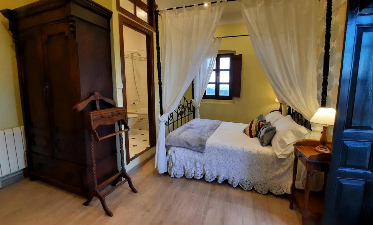 La Casona De Villanueva De Pria Екстериор снимка