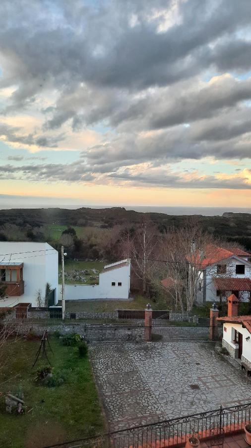 La Casona De Villanueva De Pria Екстериор снимка